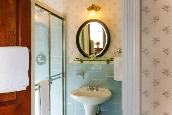 Solomons Victorian Inn 외부 사진